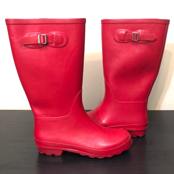 ☔️Red Rubber Rain Boots☔️ - Picture 3 of 6